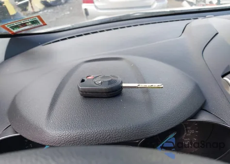 2018 Ford Escape Se z USA, uszkodzony, nr VIN 1FMCU9GD4JUC49843